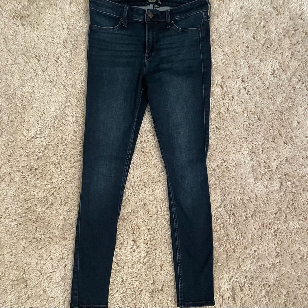 Low Rise Jean Leggings || Abercrombie & Fitch